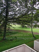 44-121-121 Laha St in Kaneohe, HI - Building Photo