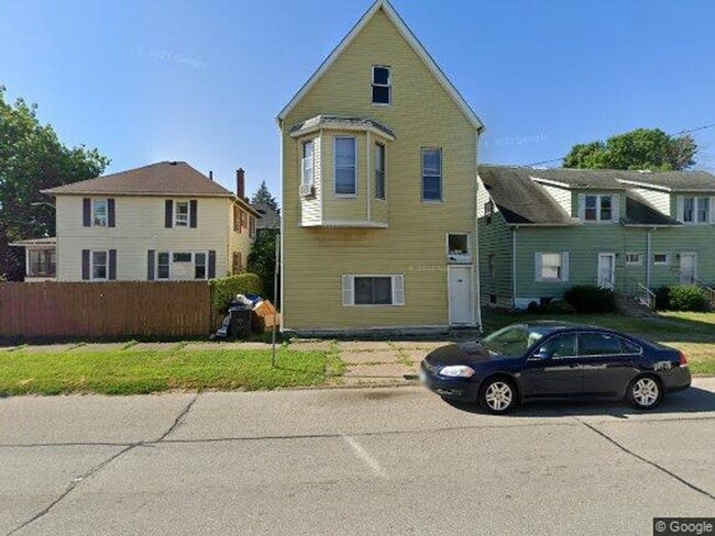 property at 1122 16th Ave