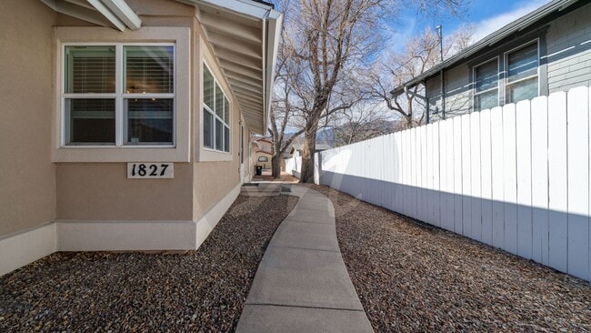 1827 W Kiowa St in Colorado Springs, CO - Building Photo - Building Photo