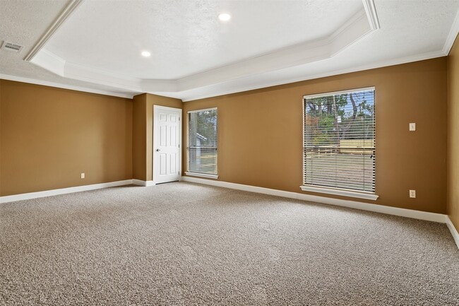 38210 Green Willow St