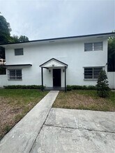 3240 SW 22nd Terrace in Miami, FL - Building Photo - Building Photo