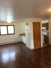1931 Marthas Vineyard Cir in Anchorage, AK - Building Photo - Building Photo