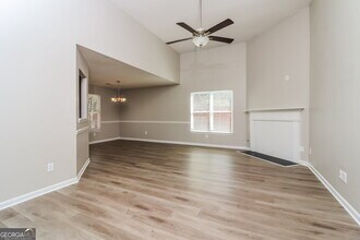 2022 Reflective Waters Rd in Villa Rica, GA - Building Photo - Building Photo
