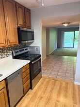 6570 Chaffee Ct, Unit H1 in Cleveland, OH - Building Photo - Building Photo