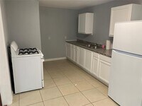 119 E 27th St photo'