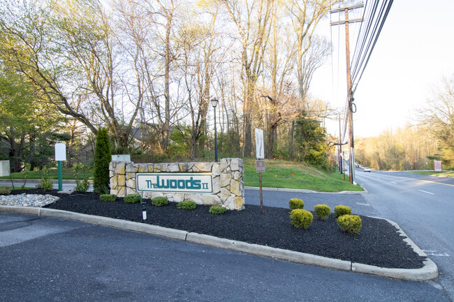 property at 1813 Meerbrook Ct