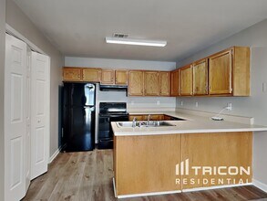 305 Edge Hill Ct in Canton, GA - Building Photo - Building Photo