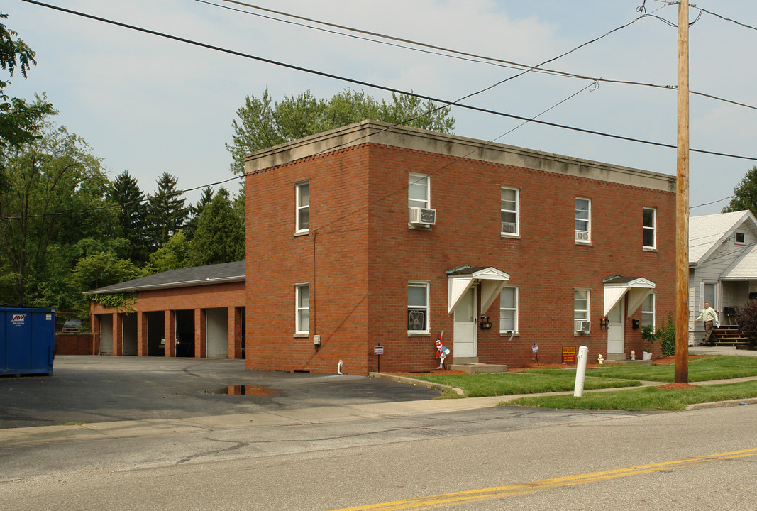 24-26 N Four Mile Run Rd in Youngstown, OH - Building Photo