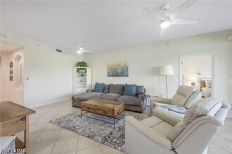 9525 Ironstone Terrace in Naples, FL - Building Photo - Building Photo