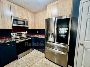 203 Sturbridge Dr in Clayton, NC - Building Photo - Building Photo