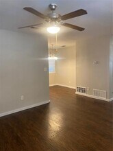 6430 Cinnamon Oaks Dr in Dallas, TX - Building Photo - Building Photo