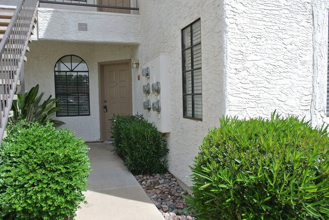 property at 930 N Mesa Dr