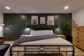 1078 E White Mountain Blvd in Pinetop, AZ - Foto de edificio - Building Photo