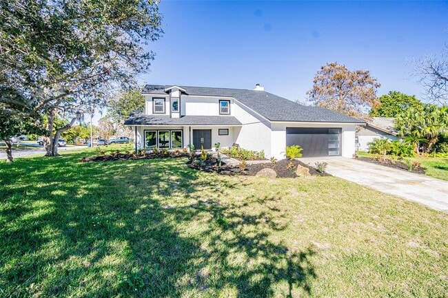 6370 Conniewood Square in New Port Richey, FL - Building Photo - Building Photo