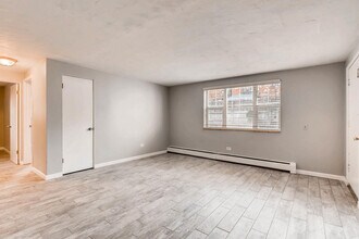2517 Kingston St, Unit #2 in Aurora, CO - Building Photo - Building Photo