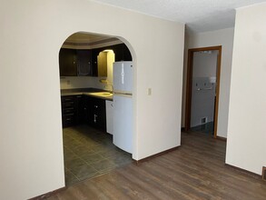 2405 Bemidji Ave N in Bemidji, MN - Building Photo - Building Photo