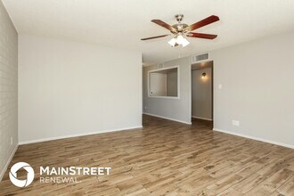 3251 E Hillery Dr in Phoenix, AZ - Building Photo - Building Photo