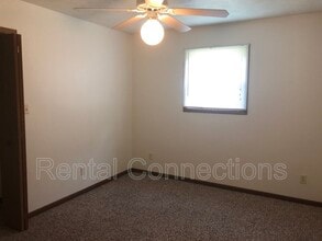 500 E College St in Energy, IL - Building Photo - Building Photo