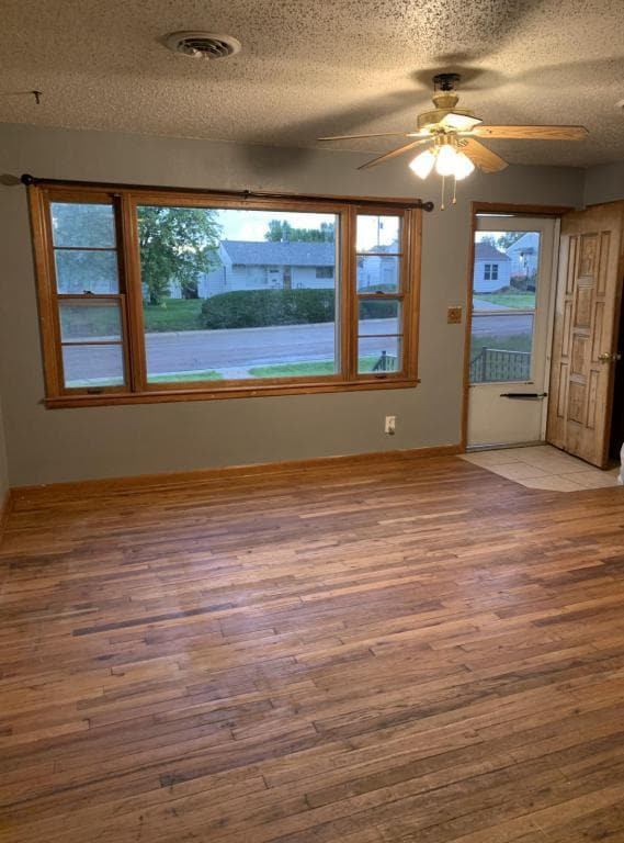 2943 W B St in Torrington, WY - Building Photo - Building Photo