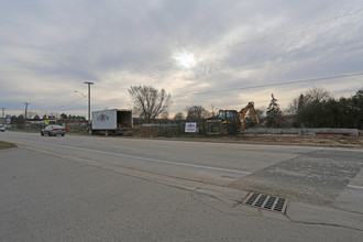 Elements Condos in St Catharines, ON - Building Photo - Building Photo