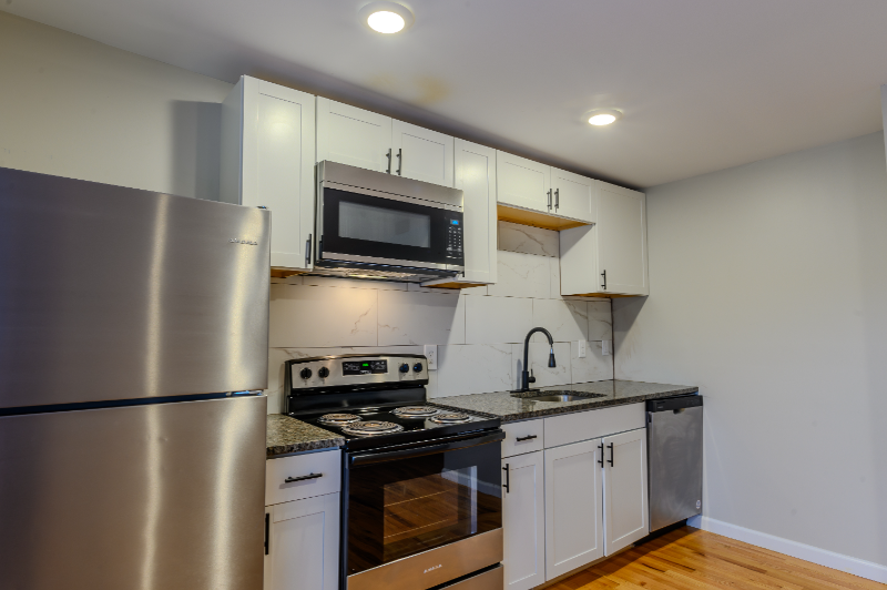 21194 NY-22-Unit -1 in Hoosick Falls, NY - Building Photo