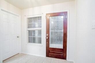 149 Barn Owl Loop in Leander, TX - Building Photo - Building Photo