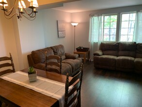 2802 New Providence Ct in Falls Church, VA - Building Photo - Building Photo