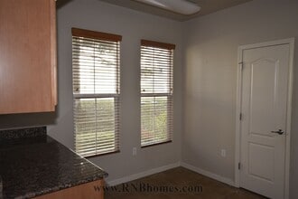 1211 Vessona Cir in Folsom, CA - Building Photo - Building Photo