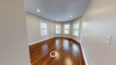 171 Hampshire St, Unit 8 in Cambridge, MA - Foto de edificio - Building Photo