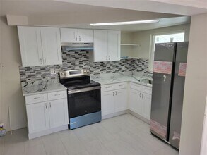 3433 Atlantis Dr in Holiday, FL - Building Photo - Building Photo