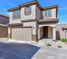 16671 W Sierra St in Surprise, AZ - Building Photo