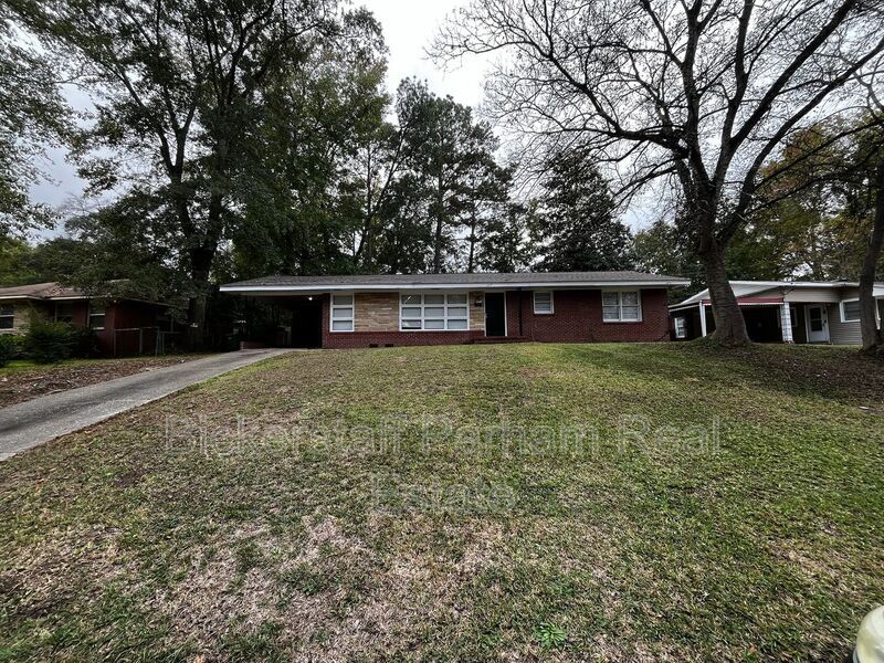 1077 Dunbar Ave in Columbus, GA - Building Photo