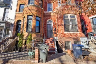1451 W St NW in Washington, DC - Building Photo - Building Photo