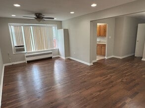 2311 Altamont Pl SE in Washington, DC - Building Photo - Building Photo