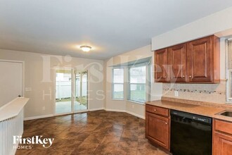 103 Del Oro Dr in St. Peters, MO - Foto de edificio - Building Photo