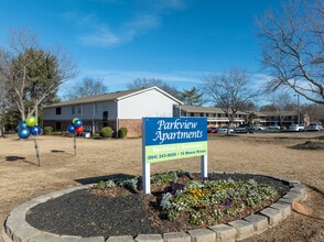 Park View Apartments in Mauldin, SC - Foto de edificio - Building Photo