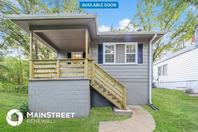 property at 1009 12th St