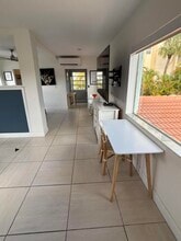 381 SE 20th Ave in Deerfield Beach, FL - Building Photo - Building Photo