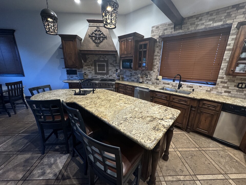 14701 Nestled Cove in Draper, UT - Building Photo