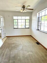 2201 Pleasant Ave in Wellsburg, WV - Building Photo - Building Photo