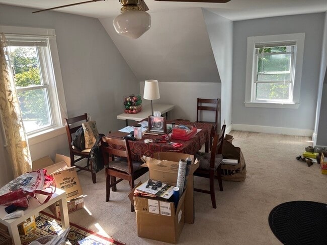 69 Cherry St in Waltham, MA - Building Photo - Building Photo