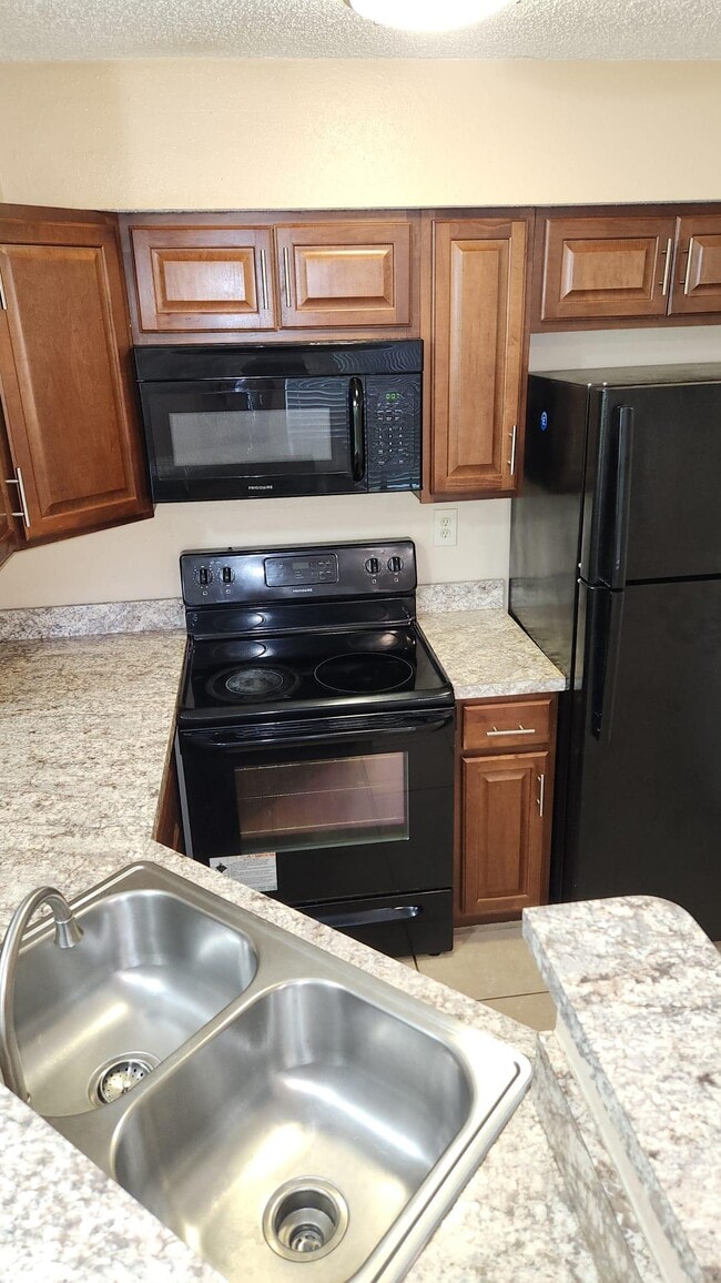 property at 8636 Mallard Reserve Dr