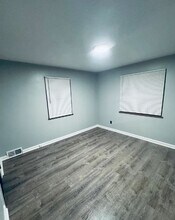 3003 Ferguson Rd, Unit 1 in Cincinnati, OH - Building Photo - Building Photo