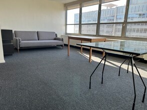 3550 N Lake Shore Dr, Unit 2525 in Chicago, IL - Building Photo - Building Photo