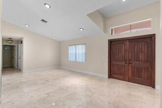 4806 S Lee Rd in Delray Beach, FL - Building Photo - Building Photo