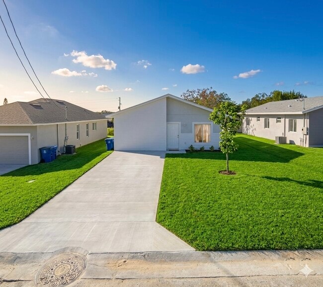 property at 314 N 6th St