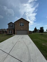 18641 Quiet Range Dr in Elgin, TX - Building Photo - Building Photo