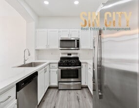 1338 Silver Sierra St in Las Vegas, NV - Building Photo - Building Photo