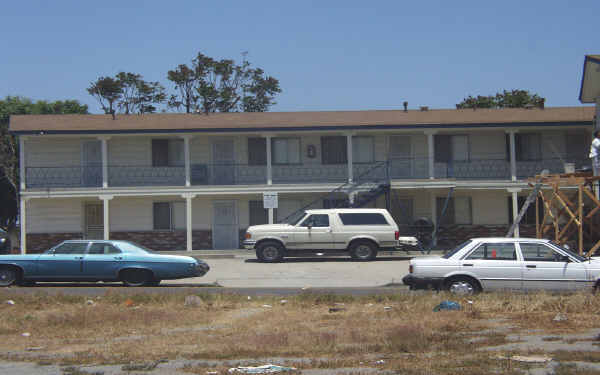 5840-5860 Albemarle St in San Diego, CA - Building Photo