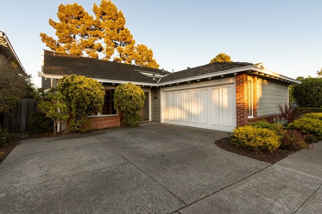 property at 186 Sea Bridge